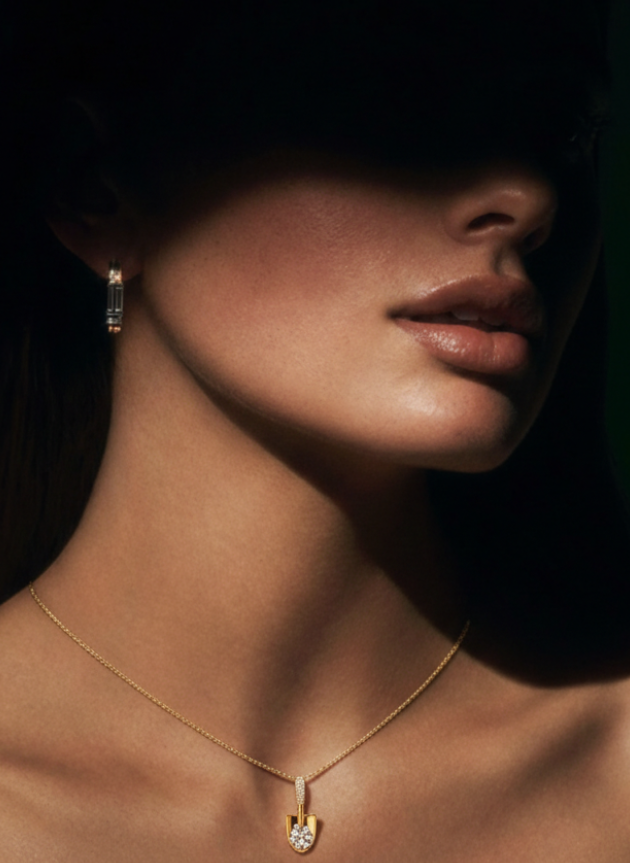 GOLD DIGGER CHAIN PENDANT